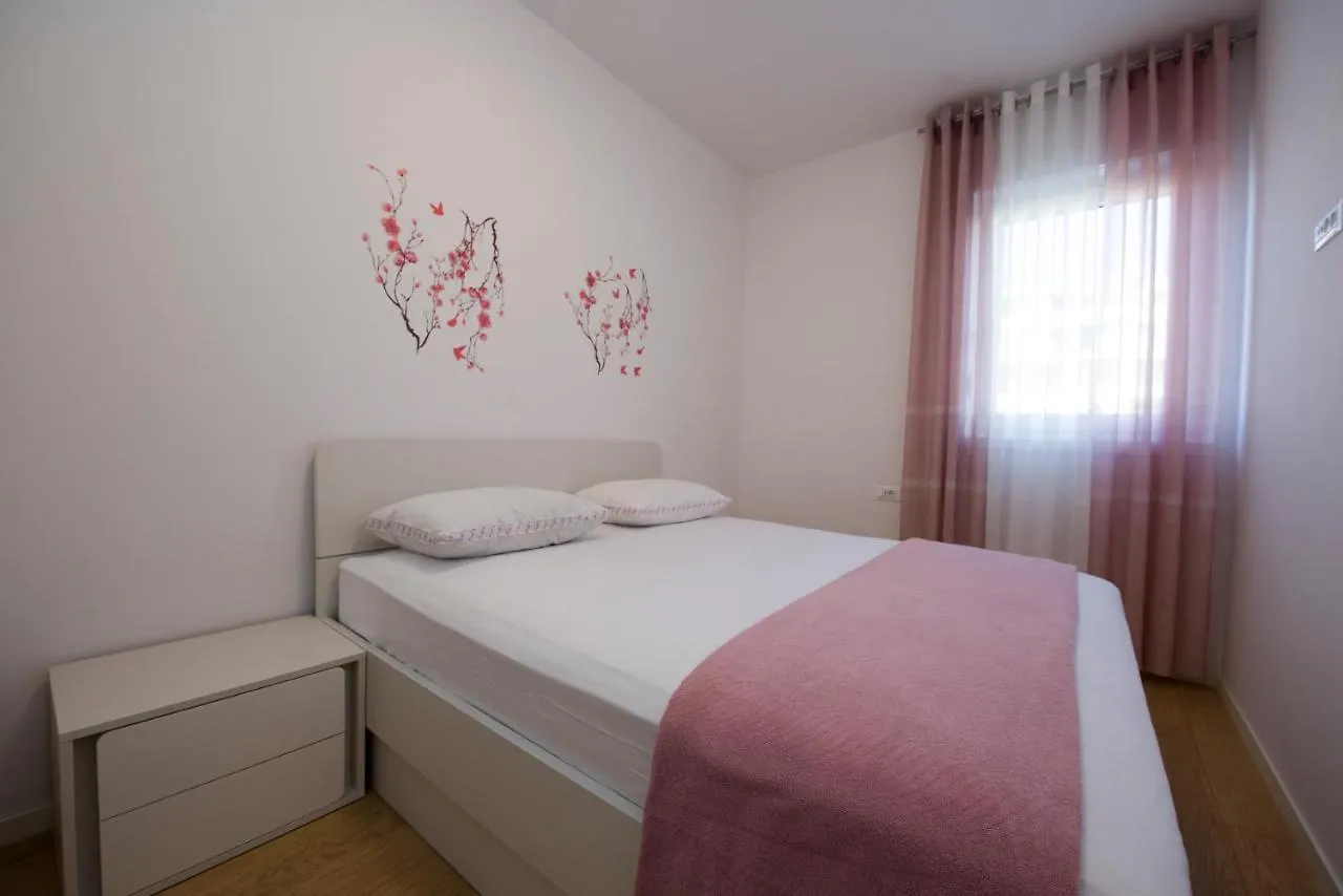Sea View Apartment Ema Split